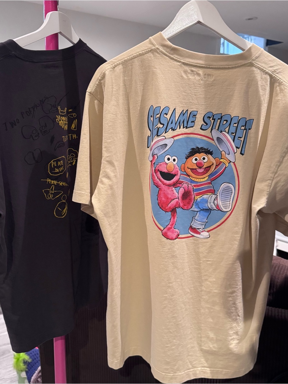 UNIQLO TEE SET- Sesame Street + basquiat